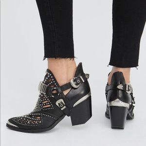 Jeffrey Campbell Calhoun Western Buckle Booties